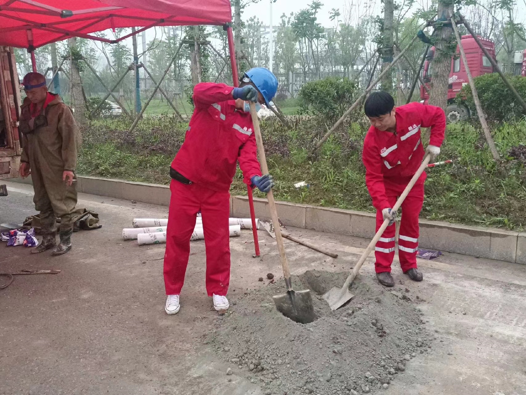 龙港管道疏通哪家好】及时进行市政管道清淤